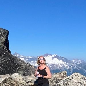 Meet your Posher, Eleanore